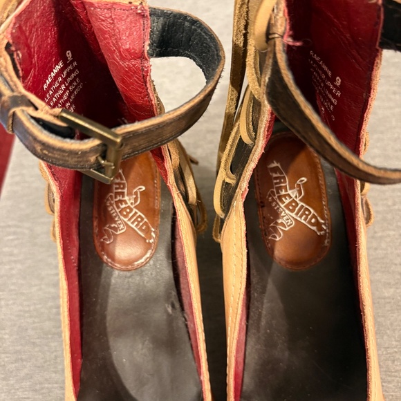 Freebird Shoes by Steven - Picture 2 of 11